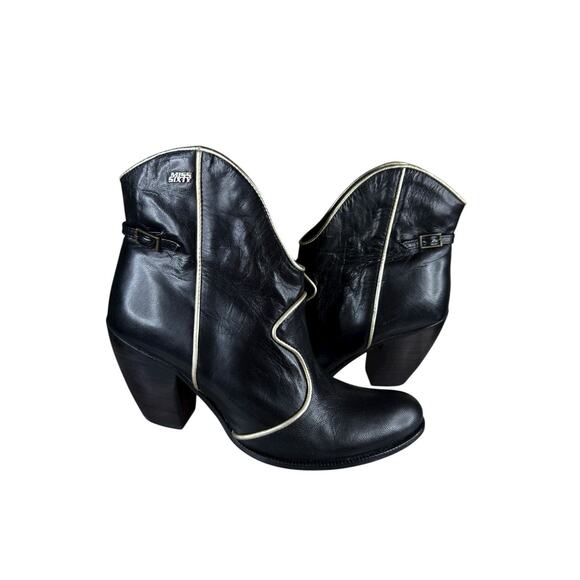 Miss Sixty Black Leather Ankle Boots 39 US 8.5 Silver Trim Western Heel - Picture 1 of 9